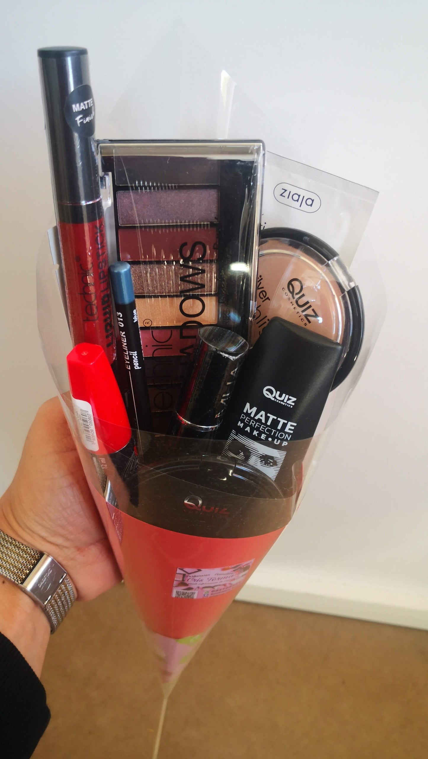 Cono Maquillaje variado