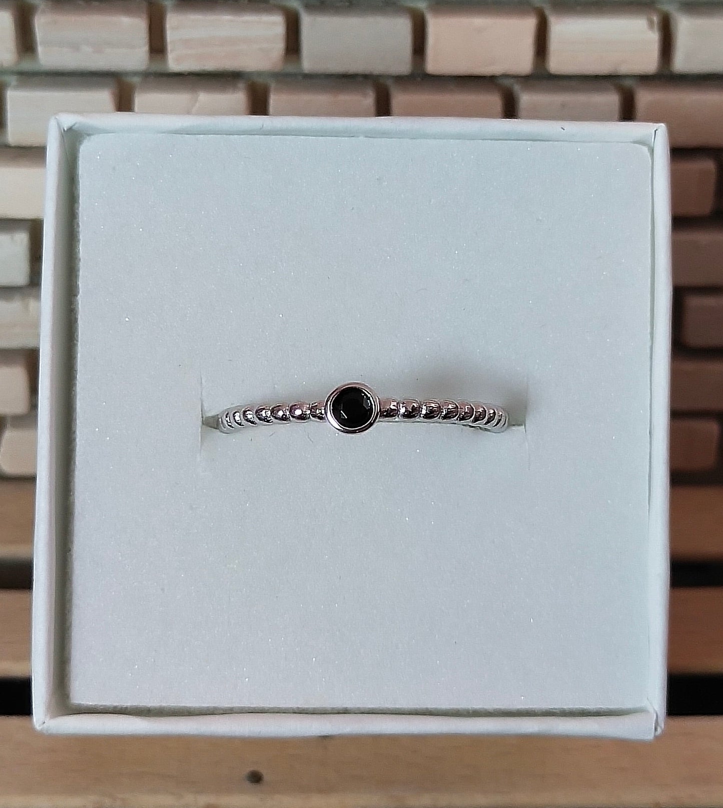 Anillo de Plata rizado con circonita
